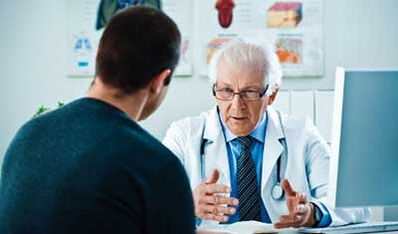 Konsultéieren en Dokter fir eng Prostatitis vun engem Dokter