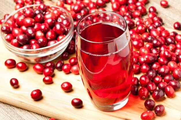 Mat Prostatitis ass Cranberry Jus nëtzlech - eng lecker Quell vu Vitaminnen