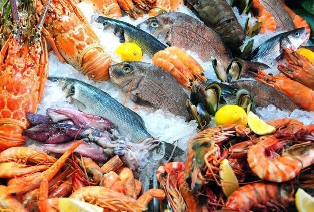 Seafood enthält wichteg Mineralstoffer, déi néideg sinn fir eng séier Eliminatioun vu Prostatitis